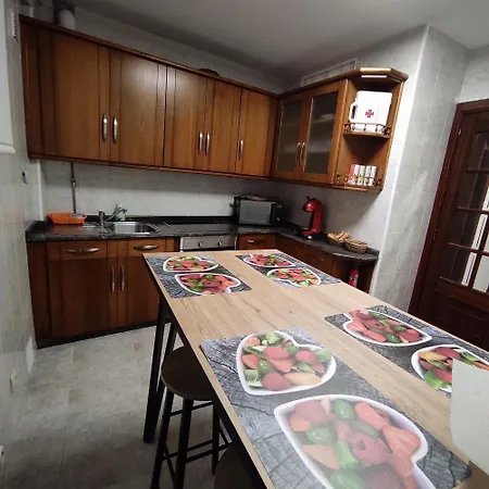 H & L Fogar Do Camino * 帕德隆